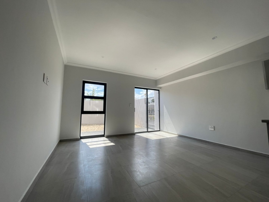 1 Bedroom Property for Sale in Table View Western Cape